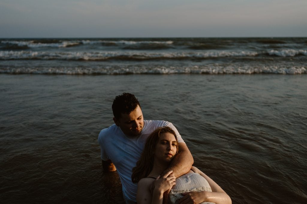 Niagara Beach Couple Photos | Molly + Nick